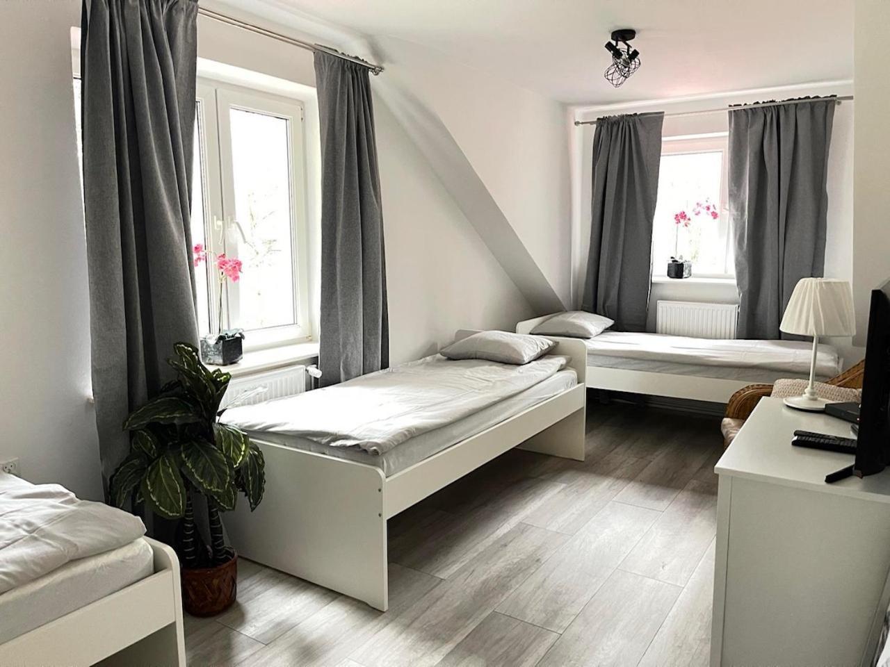 Ostoya Roztocze Hotell Szczebrzeszyn Eksteriør bilde