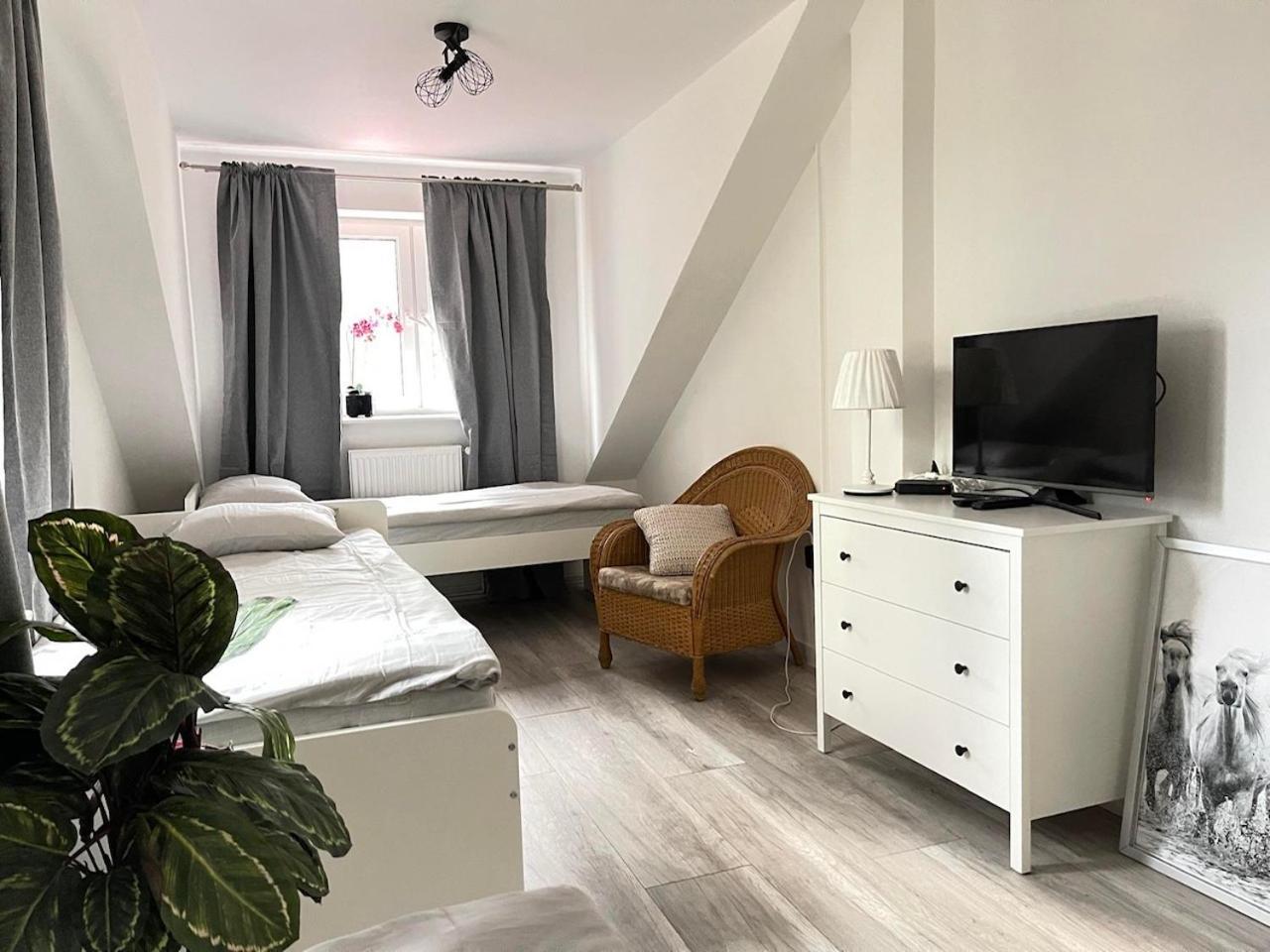Ostoya Roztocze Hotell Szczebrzeszyn Eksteriør bilde